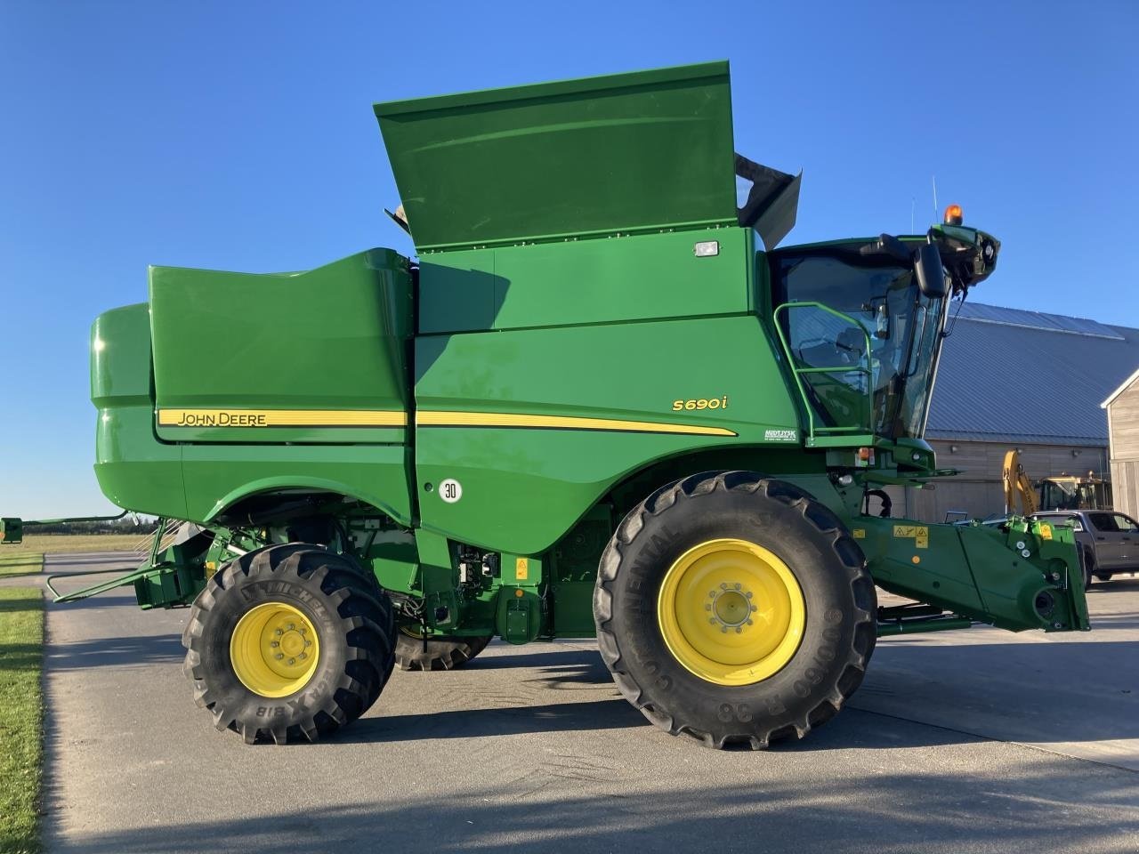 Mähdrescher типа John Deere S690I, Gebrauchtmaschine в Bramming (Фотография 2)