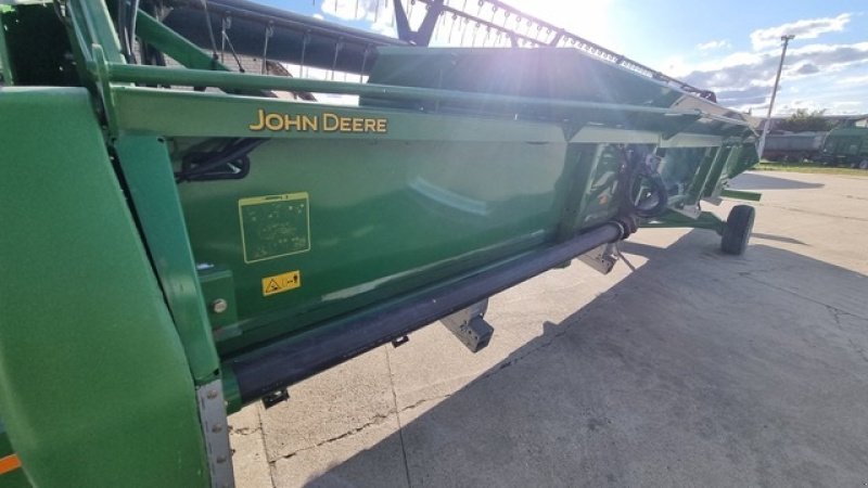 Mähdrescher типа John Deere S770 4WD. INCL Skærebord JD630R. GPS aktiveret. Ring til Ulrik 0045-40255544 for flere billeder og info om fremvisning mm. Jeg snakker Jysk, tysk og engelsk., Gebrauchtmaschine в Kolding (Фотография 7)