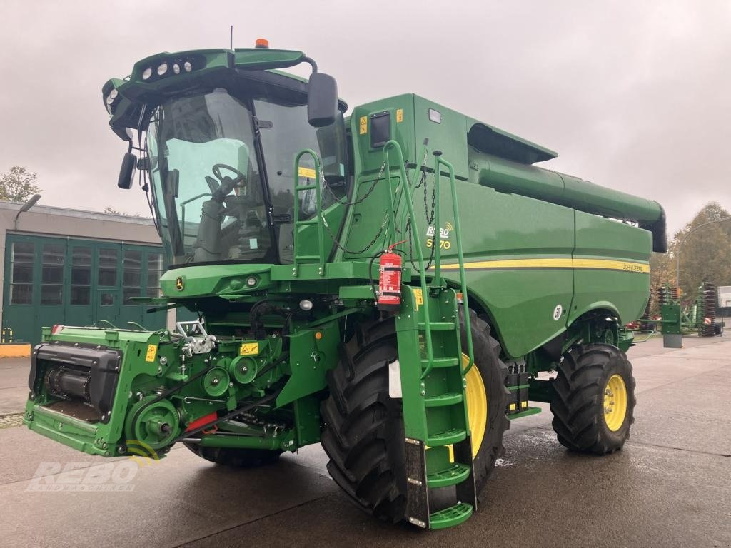 Mähdrescher Türe ait John Deere S770-MÄHDRESCHER MY2023, Neumaschine içinde Lütjenburg (resim 1)