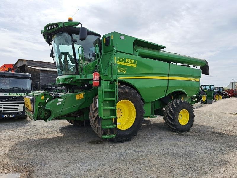 Mähdrescher του τύπου John Deere S770, Gebrauchtmaschine σε SAINT-GERMAIN DU PUY (Φωτογραφία 1)