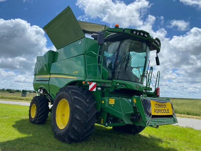 Mähdrescher typu John Deere S770, Gebrauchtmaschine v LE PONT CHRETIEN (Obrázek 1)