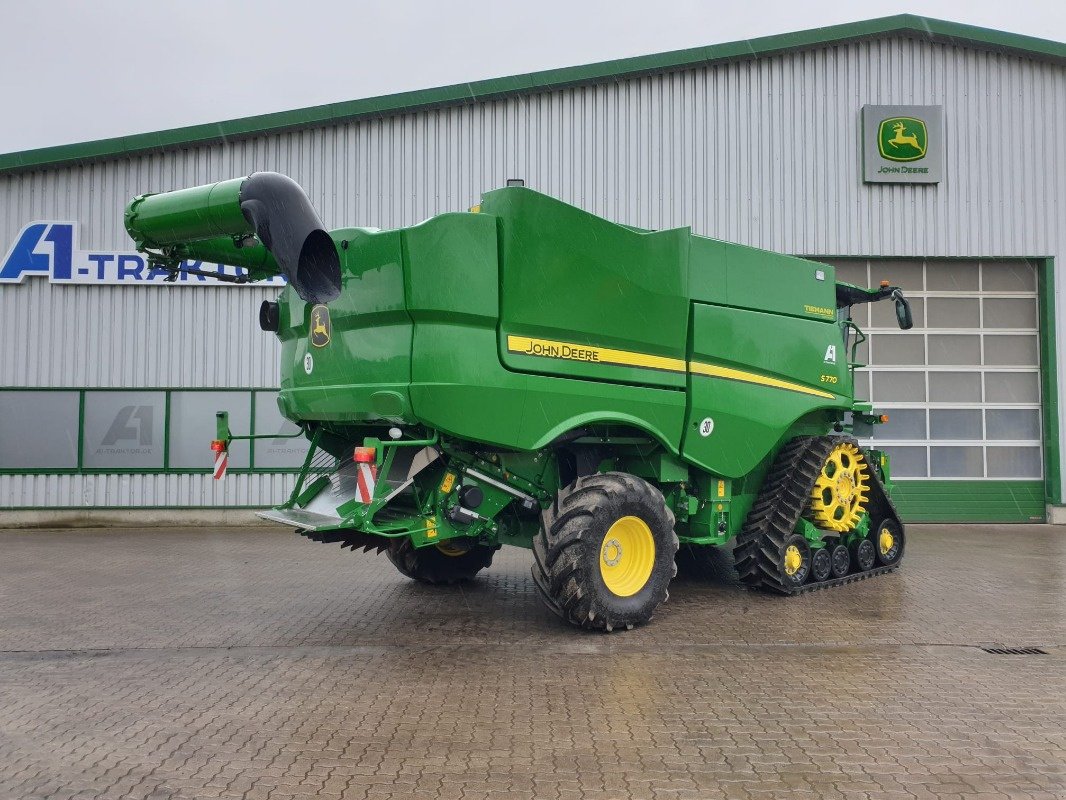 Mähdrescher des Typs John Deere S770, Neumaschine in Sittensen (Bild 4)