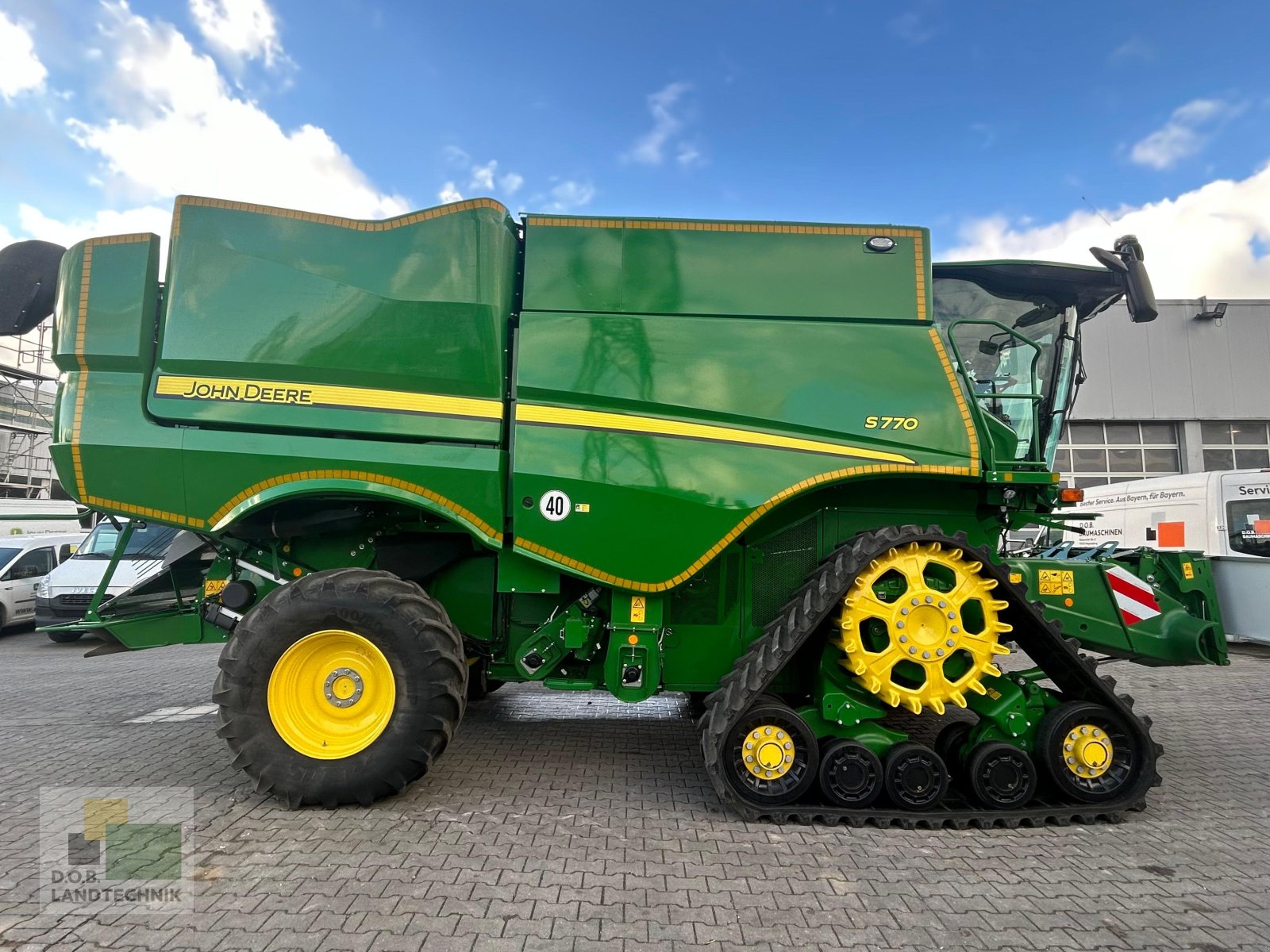 Mähdrescher van het type John Deere S770i, Gebrauchtmaschine in Regensburg (Foto 8)