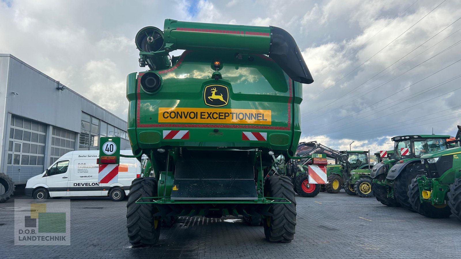 Mähdrescher van het type John Deere S770i, Gebrauchtmaschine in Regensburg (Foto 11)