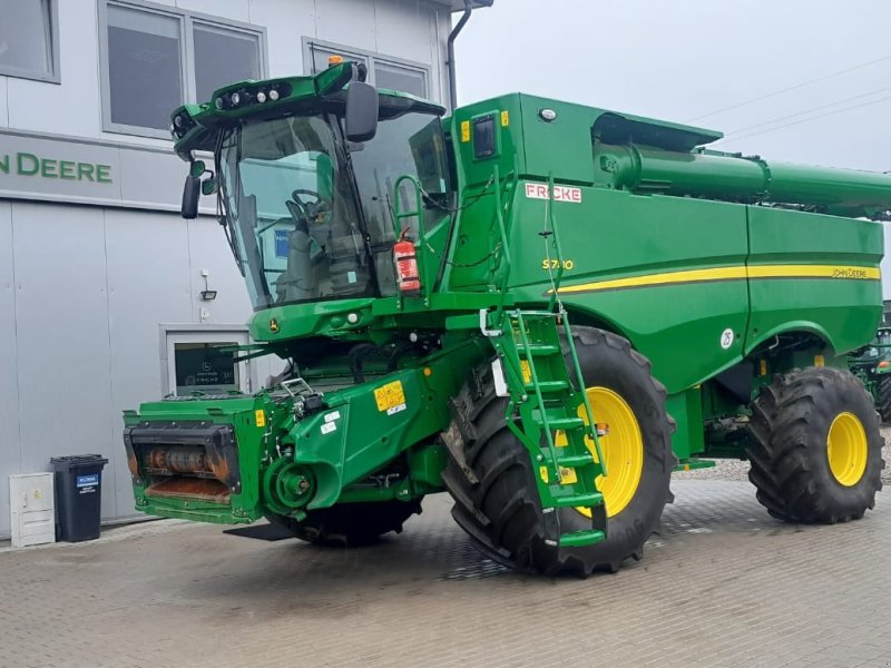 Mähdrescher van het type John Deere S780, Gebrauchtmaschine in Mrągowo