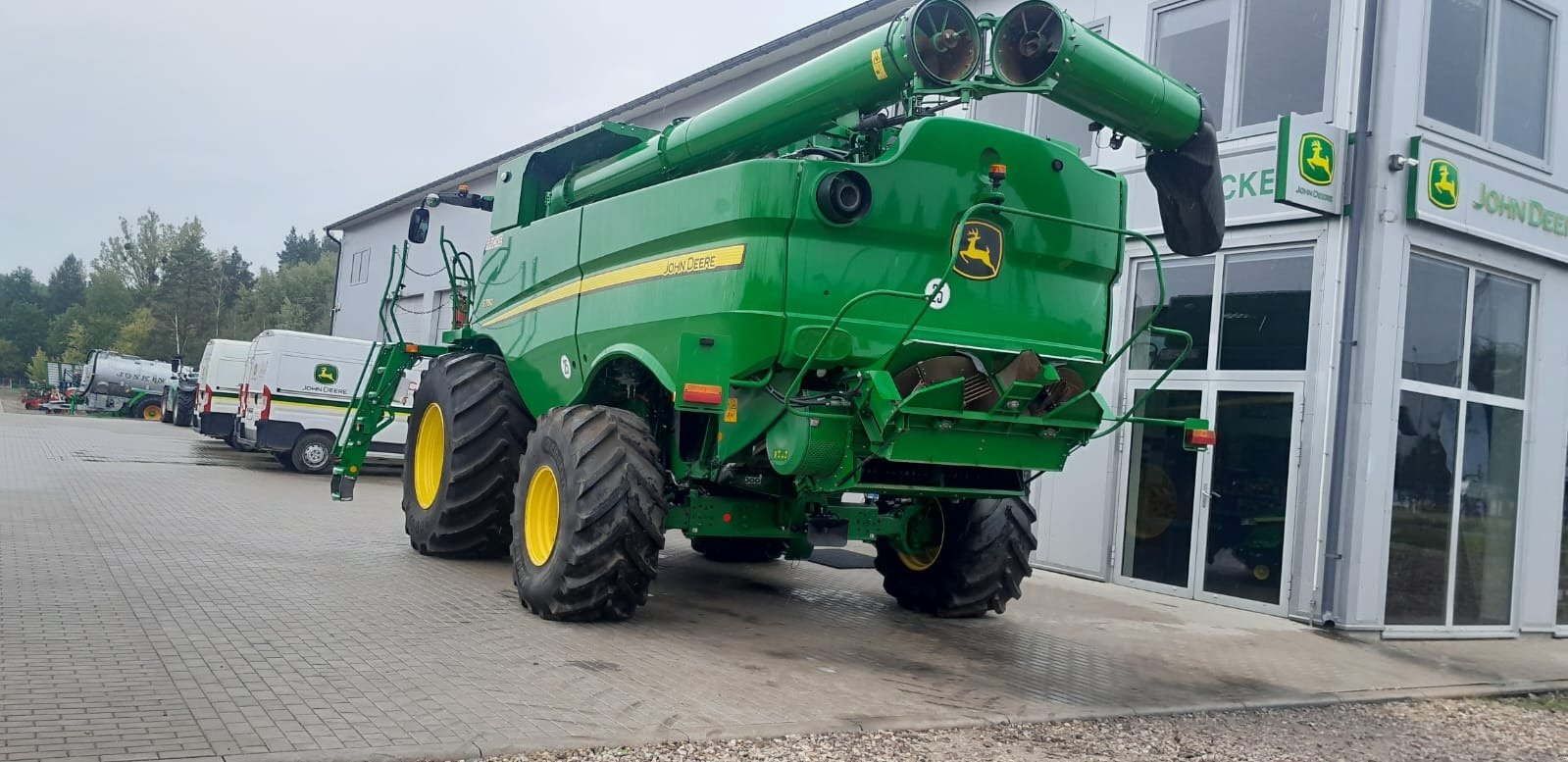 Mähdrescher van het type John Deere S780, Gebrauchtmaschine in Mrągowo (Foto 3)