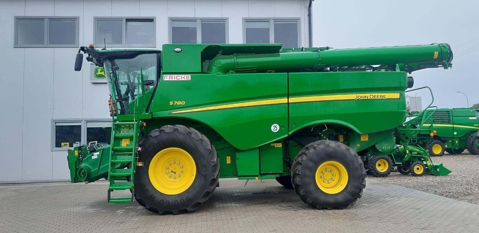 Mähdrescher van het type John Deere S780, Gebrauchtmaschine in Mrągowo (Foto 9)