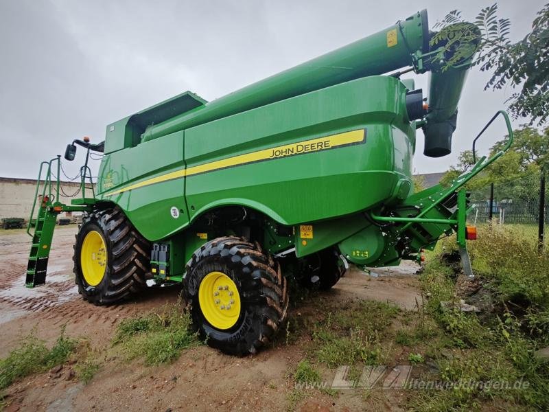 Mähdrescher des Typs John Deere S780i ProDrive, Gebrauchtmaschine in Zerbst i Anhalt (Bild 3)