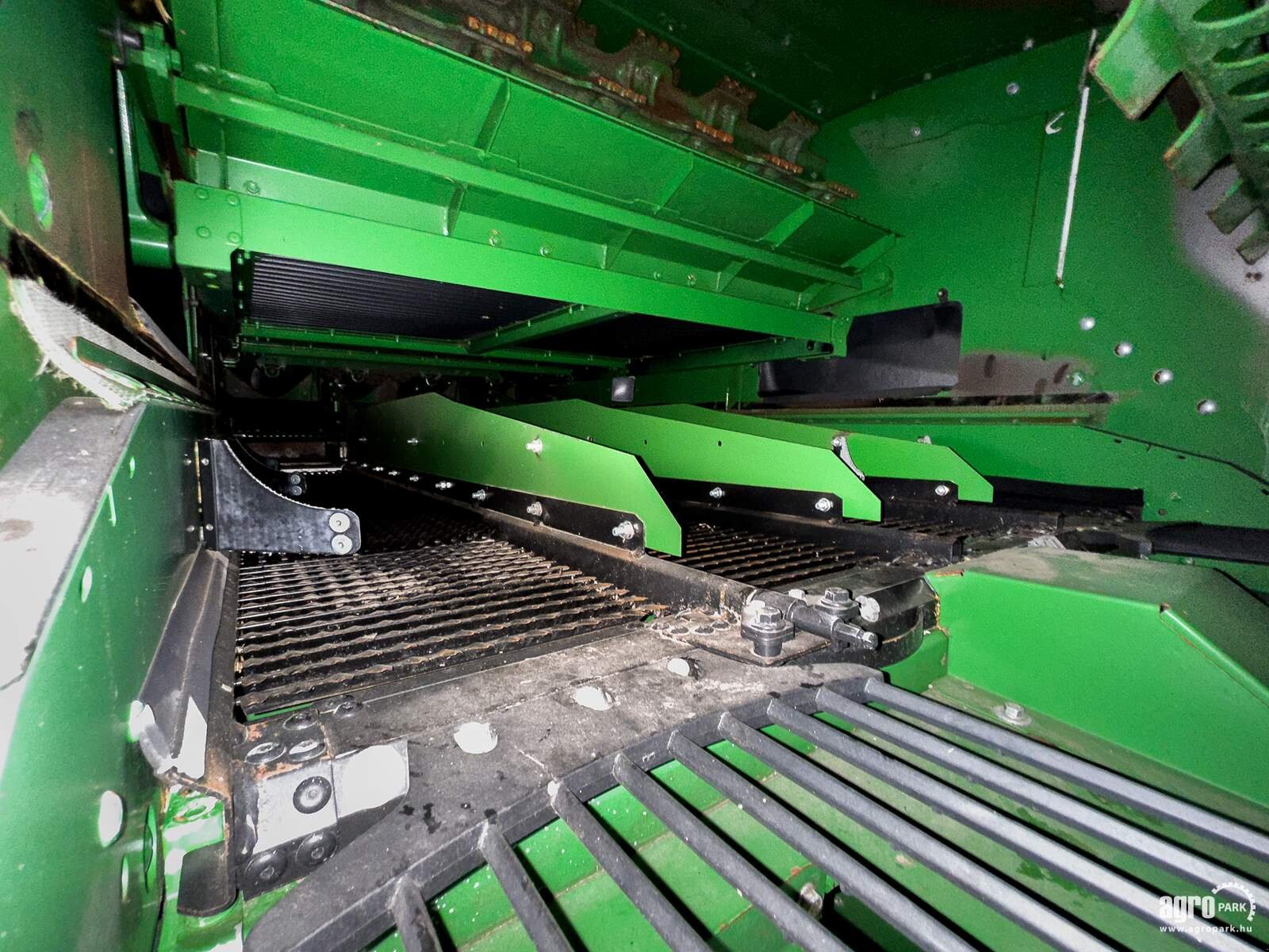 Mähdrescher Türe ait John Deere S780i, Gebrauchtmaschine içinde Csengele (resim 8)