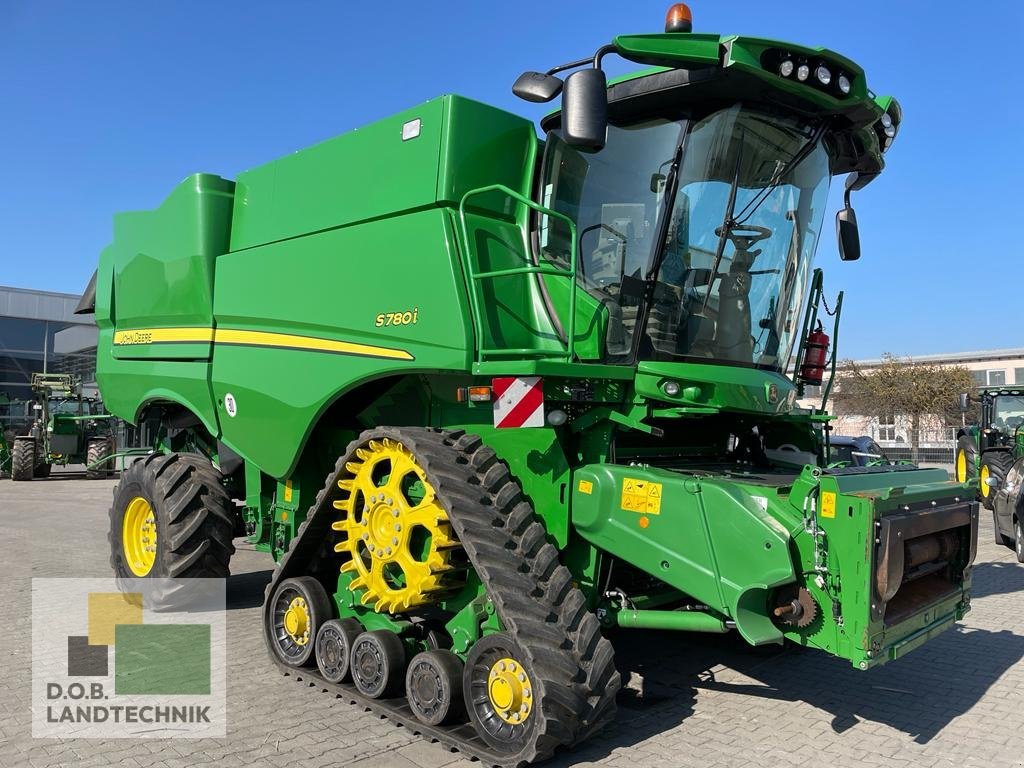 Mähdrescher des Typs John Deere S780i, Gebrauchtmaschine in Regensburg (Bild 3)