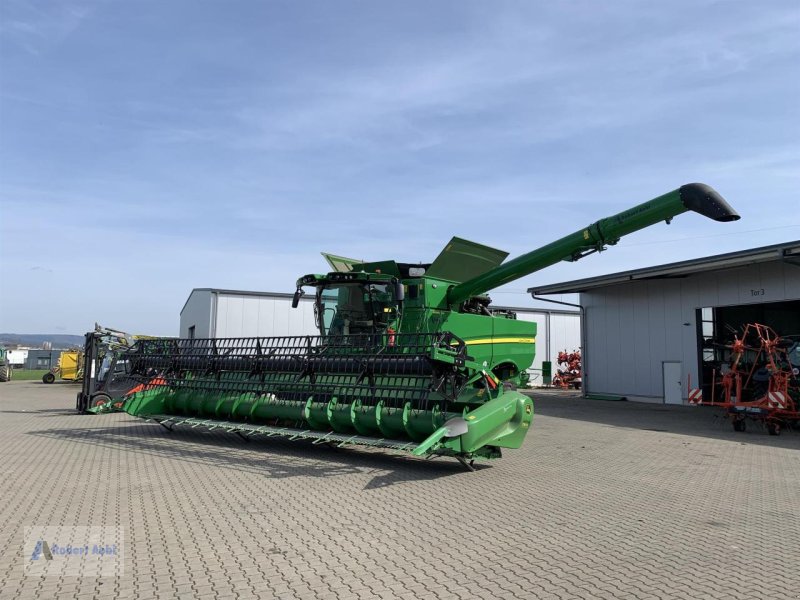 Mähdrescher of the type John Deere S785 HM, Neumaschine in Wittlich (Picture 1)