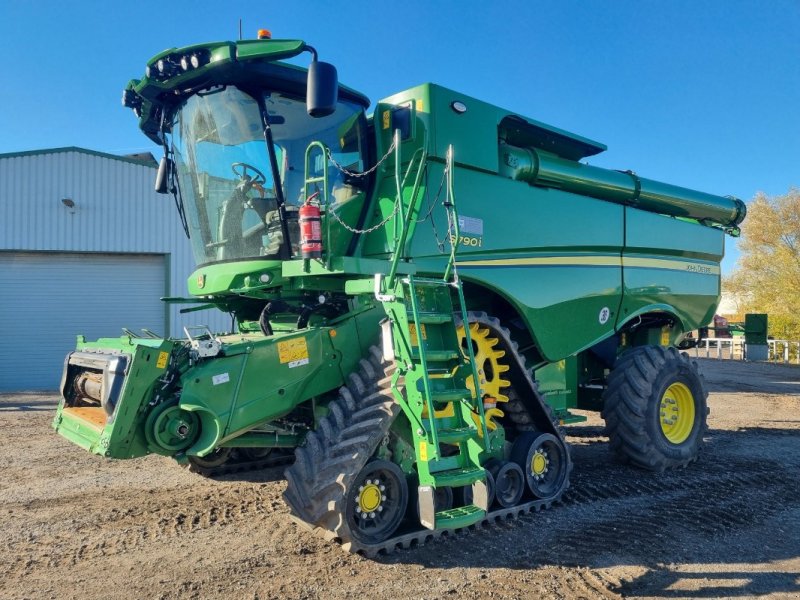 Mähdrescher del tipo John Deere S790 MY24 ProD 30, Gebrauchtmaschine In Neubrandenburg (Immagine 1)