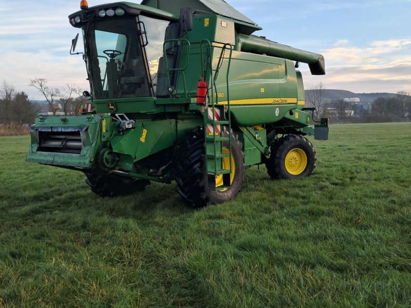 Mähdrescher del tipo John Deere T 550 HM, Gebrauchtmaschine In Bad Sobernheim (Immagine 1)