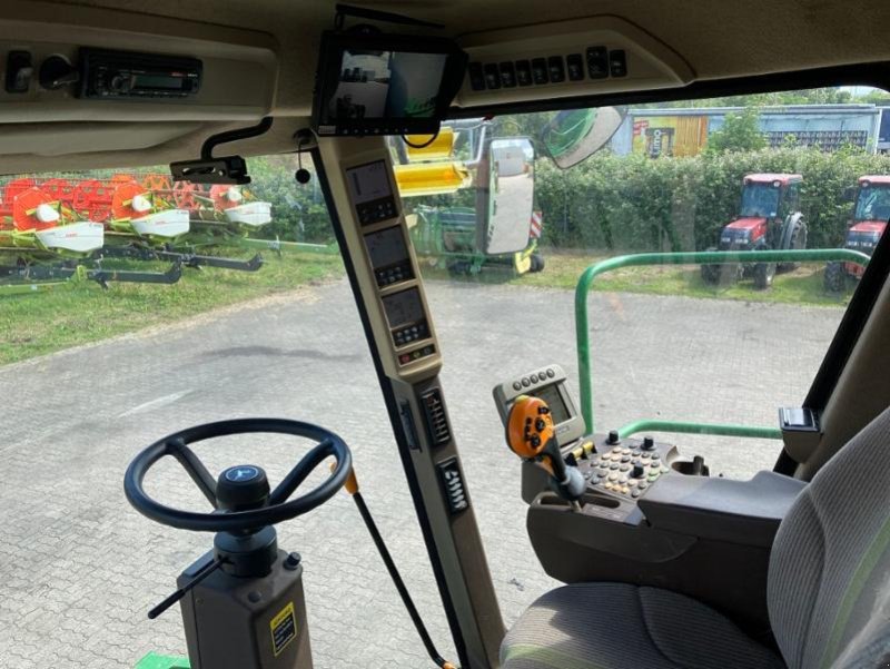 Mähdrescher tip John Deere T 560 HM, Gebrauchtmaschine in Hockenheim (Poză 9)