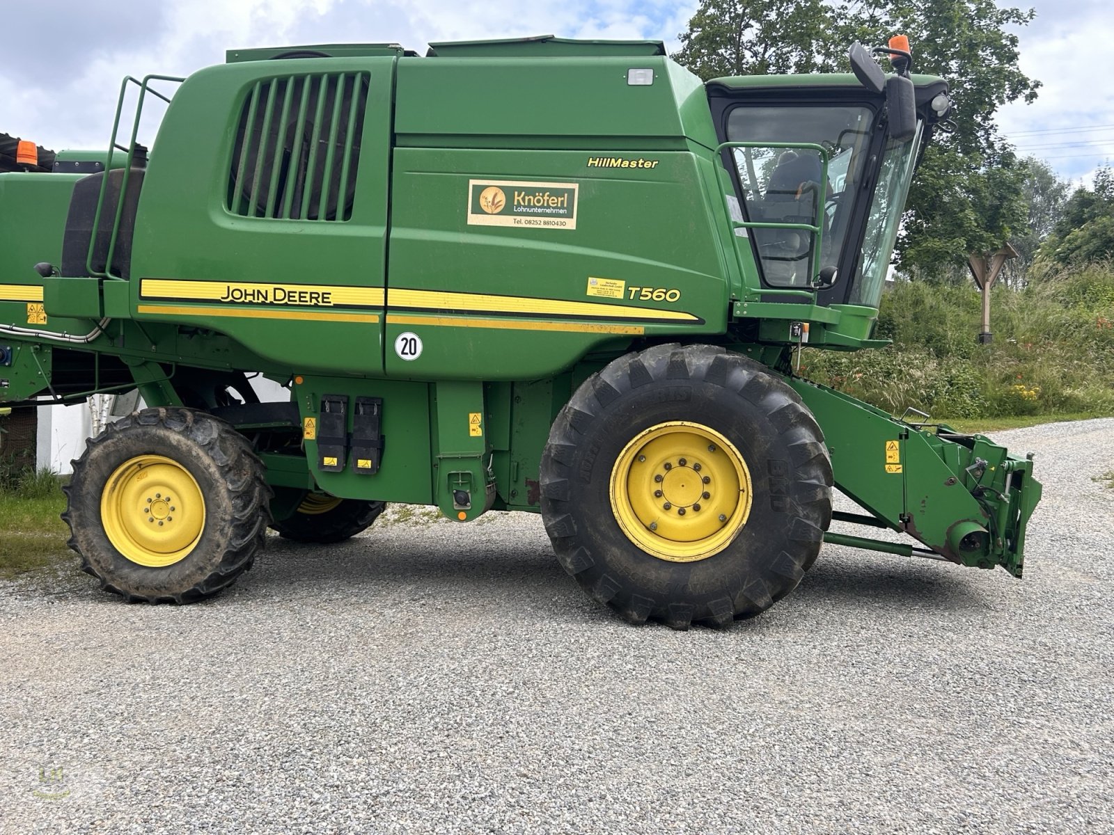 Mähdrescher of the type John Deere T 560 HM, Gebrauchtmaschine in Aresing (Picture 2)