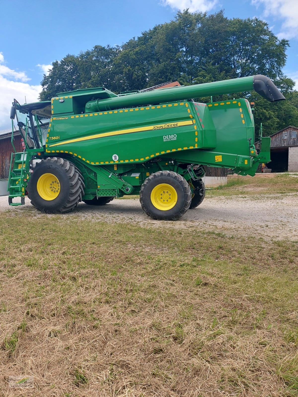 Mähdrescher del tipo John Deere T 560 i HM Demo, Gebrauchtmaschine en Pegnitz-Bronn (Imagen 2)