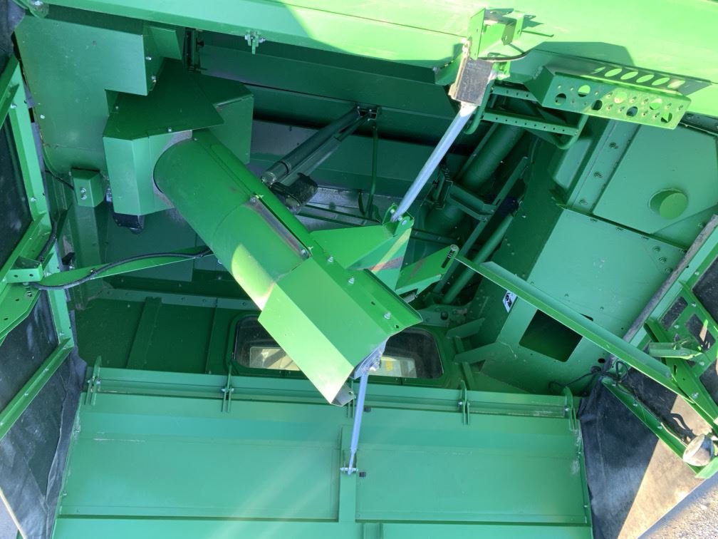 Mähdrescher Türe ait John Deere T 560 I  T5, Gebrauchtmaschine içinde Aubiet (resim 10)