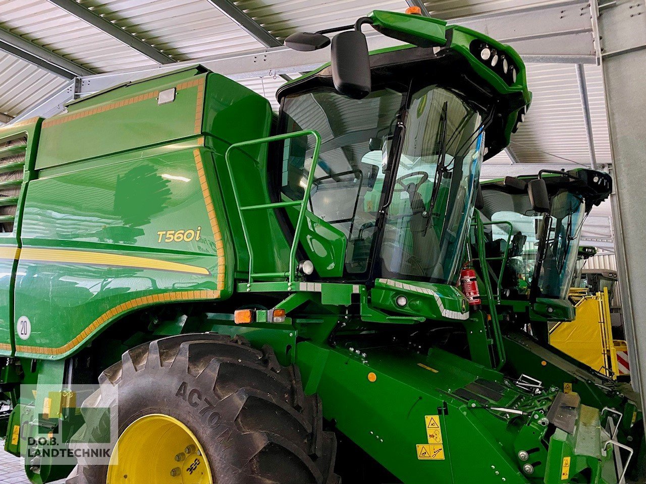 Mähdrescher del tipo John Deere T 560 i, Gebrauchtmaschine en Lauterhofen (Imagen 1)