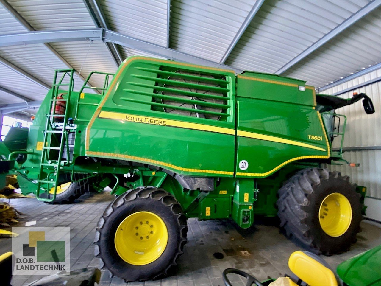 Mähdrescher typu John Deere T 560 i, Gebrauchtmaschine v Lauterhofen (Obrázek 3)