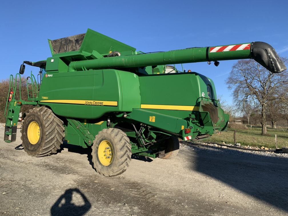 Mähdrescher типа John Deere T 560 T4I, Gebrauchtmaschine в Aubiet (Фотография 4)