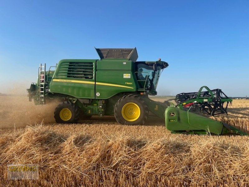 Mähdrescher des Typs John Deere T 560i, Gebrauchtmaschine in Euskirchen (Bild 1)