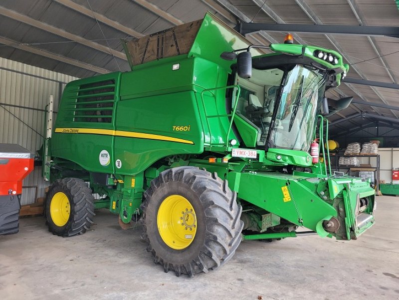 Mähdrescher del tipo John Deere T 660 i, Gebrauchtmaschine en Mikepercs (Imagen 1)