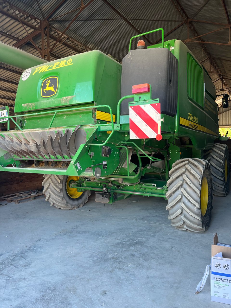 Mähdrescher типа John Deere T 660, Gebrauchtmaschine в Reims (Фотография 4)