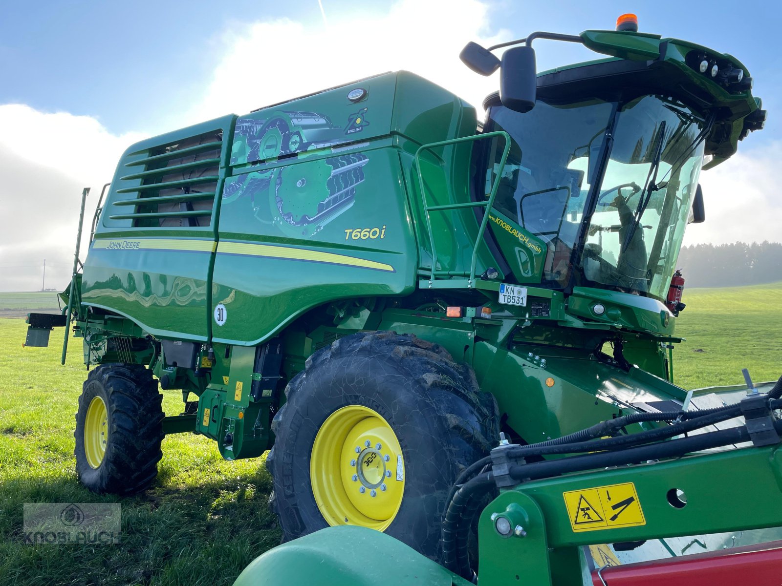 Mähdrescher van het type John Deere T 660i HM, Gebrauchtmaschine in Immendingen (Foto 4)