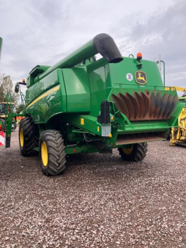 Mähdrescher du type John Deere T 670 T4i, Gebrauchtmaschine en Landsberg (Photo 3)