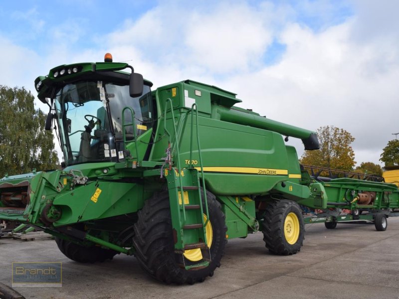 Mähdrescher типа John Deere T 670, Gebrauchtmaschine в Oyten (Фотография 1)