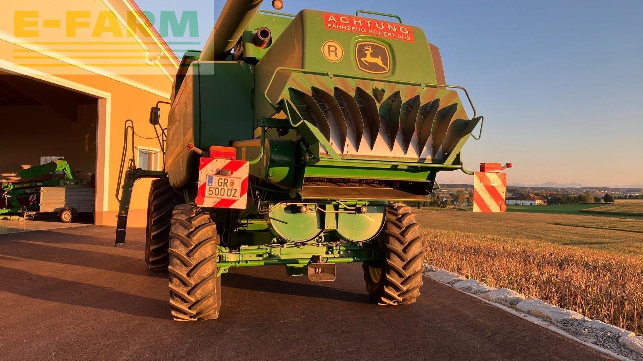 Mähdrescher van het type John Deere T550 HM, Gebrauchtmaschine in REDLHAM (Foto 2)