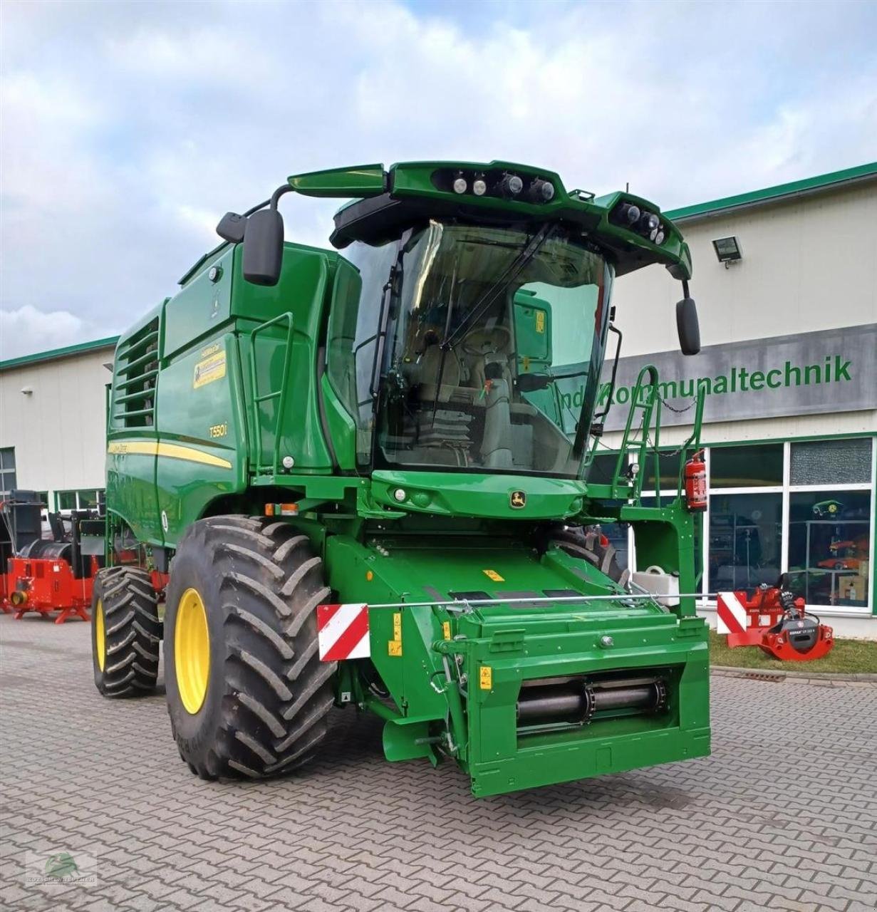 Mähdrescher типа John Deere T550 HM, Neumaschine в Münchberg (Фотография 2)