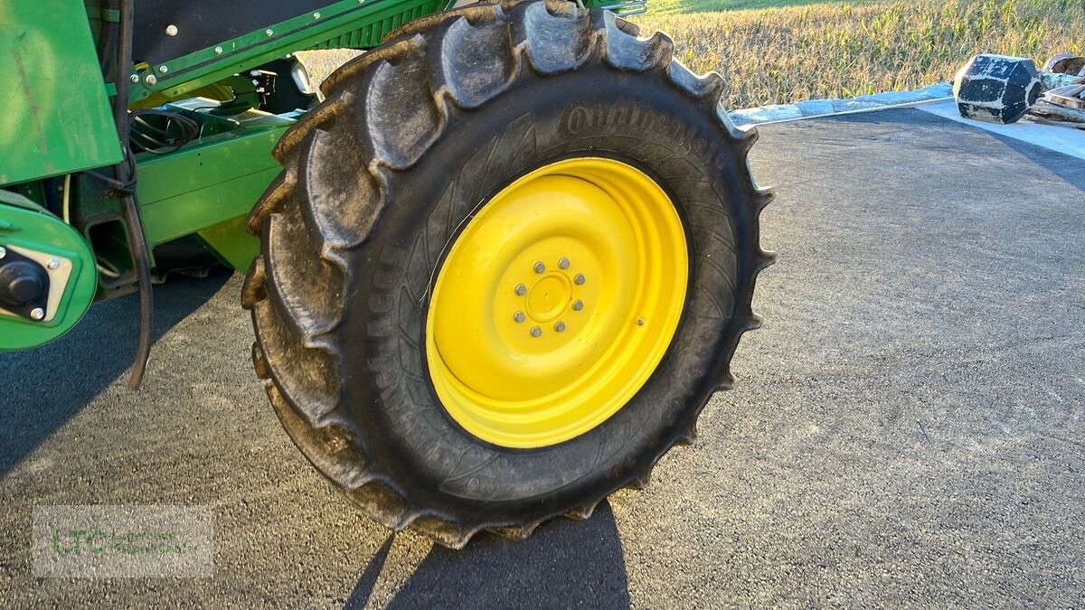 Mähdrescher des Typs John Deere T550 HM, Gebrauchtmaschine in Redlham (Bild 17)