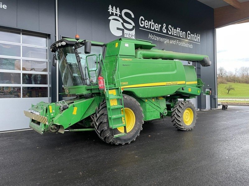 Mähdrescher van het type John Deere T560 Hill Master, Gebrauchtmaschine in Regensdorf (Foto 1)