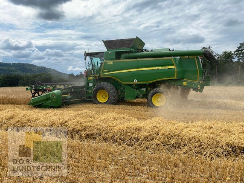 Mähdrescher van het type John Deere T560 Hillmaster, Gebrauchtmaschine in Regensburg (Foto 4)