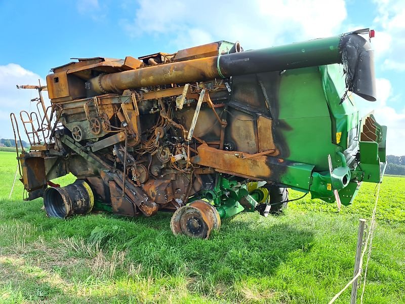 Mähdrescher του τύπου John Deere T560 HM Einzelteile, Gebrauchtmaschine σε Fürstenstein (Φωτογραφία 16)