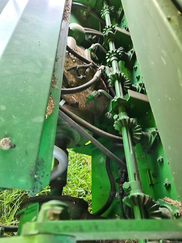 Mähdrescher of the type John Deere T560 HM Einzelteile, Gebrauchtmaschine in Fürstenstein (Picture 10)