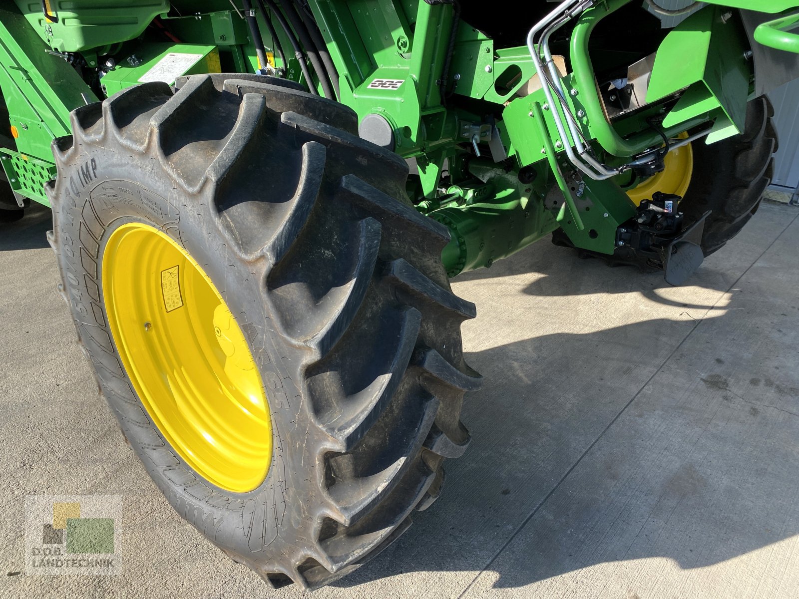 Mähdrescher van het type John Deere T560 HM HillMaster, Gebrauchtmaschine in Lauterhofen (Foto 12)