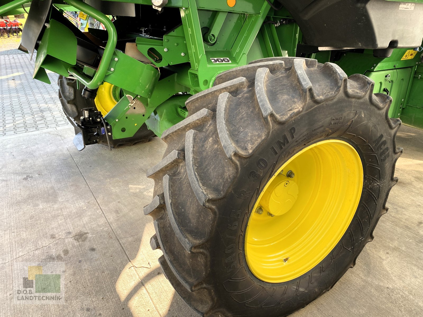 Mähdrescher van het type John Deere T560 HM HillMaster, Gebrauchtmaschine in Lauterhofen (Foto 19)