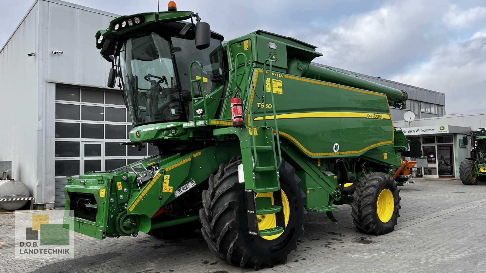 Mähdrescher del tipo John Deere T560 I HM, Gebrauchtmaschine en Regensburg (Imagen 1)