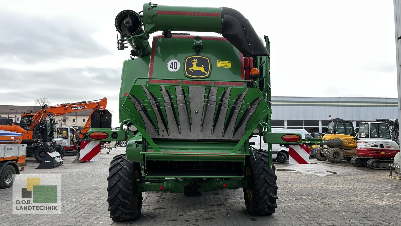 Mähdrescher del tipo John Deere T560 I HM, Gebrauchtmaschine In Langweid am Lech (Immagine 9)