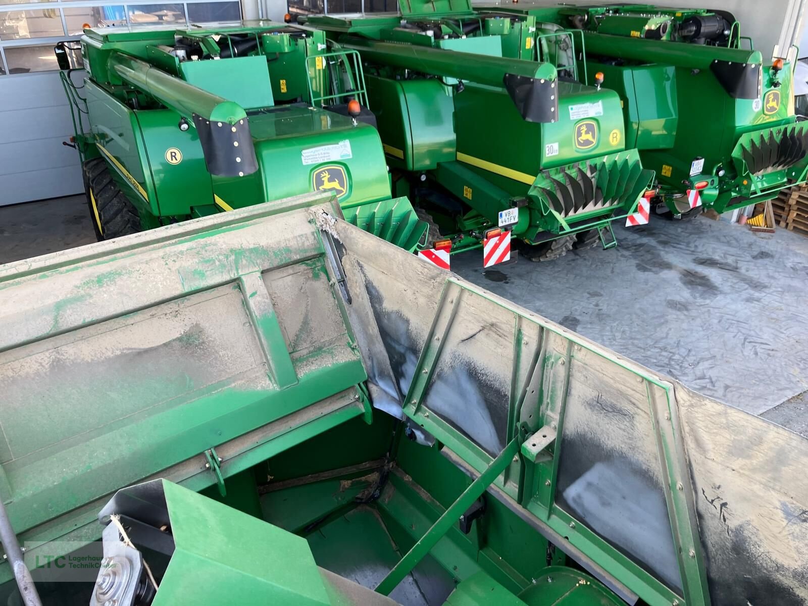 Mähdrescher del tipo John Deere T560HM, Gebrauchtmaschine en Redlham (Imagen 30)