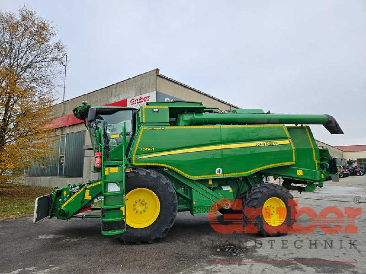 Mähdrescher des Typs John Deere T560i Hillmaster, Gebrauchtmaschine in Ampfing (Bild 1)