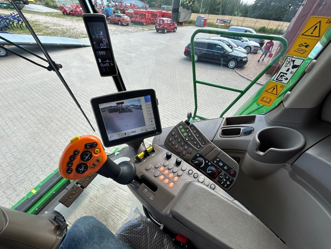 Mähdrescher del tipo John Deere T6 700, Neumaschine en Mrągowo (Imagen 16)