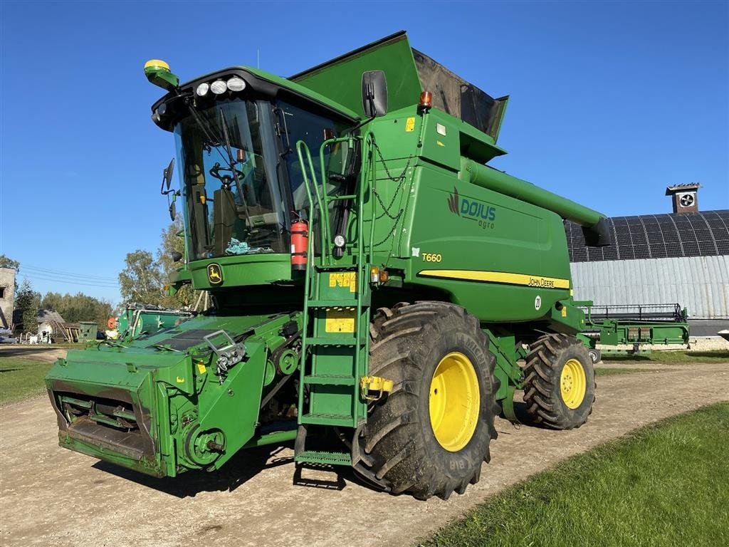 Mähdrescher des Typs John Deere T660 Incl. Skærebord og vogn. StarFire 3000 GPS. Ring til Ulrik på 40255544. Jeg snakker Jysk, tysk og engelsk., Gebrauchtmaschine in Kolding (Bild 2)