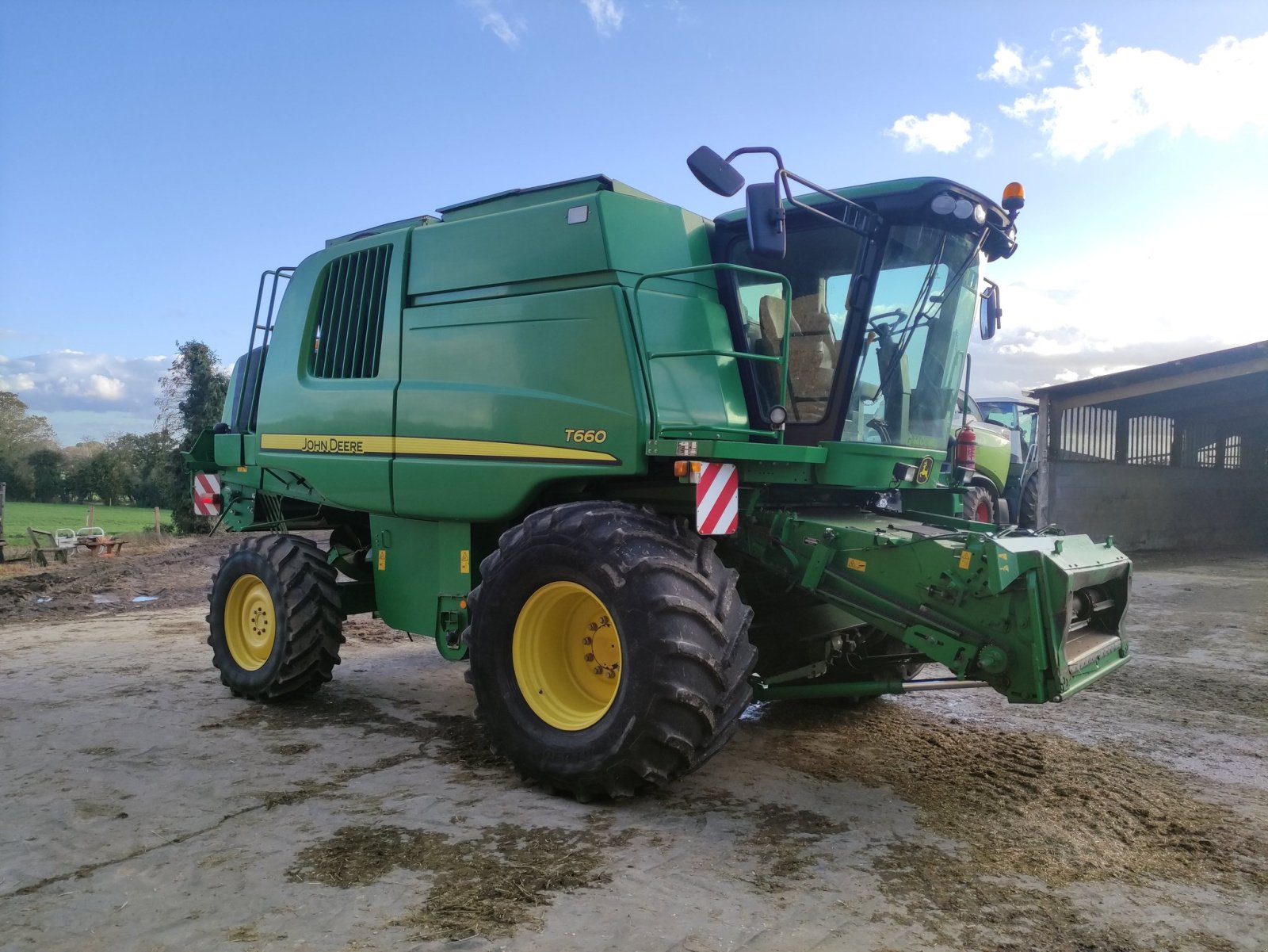 Mähdrescher del tipo John Deere T660, Gebrauchtmaschine en Trun (Imagen 1)