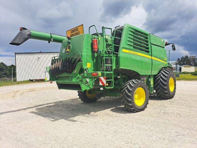 Mähdrescher типа John Deere T660, Gebrauchtmaschine в SAINT GENEST D'AMBIERE (Фотография 3)