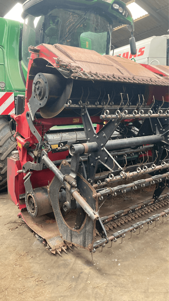 Mähdrescher del tipo John Deere T660, Gebrauchtmaschine en TREMEUR (Imagen 5)