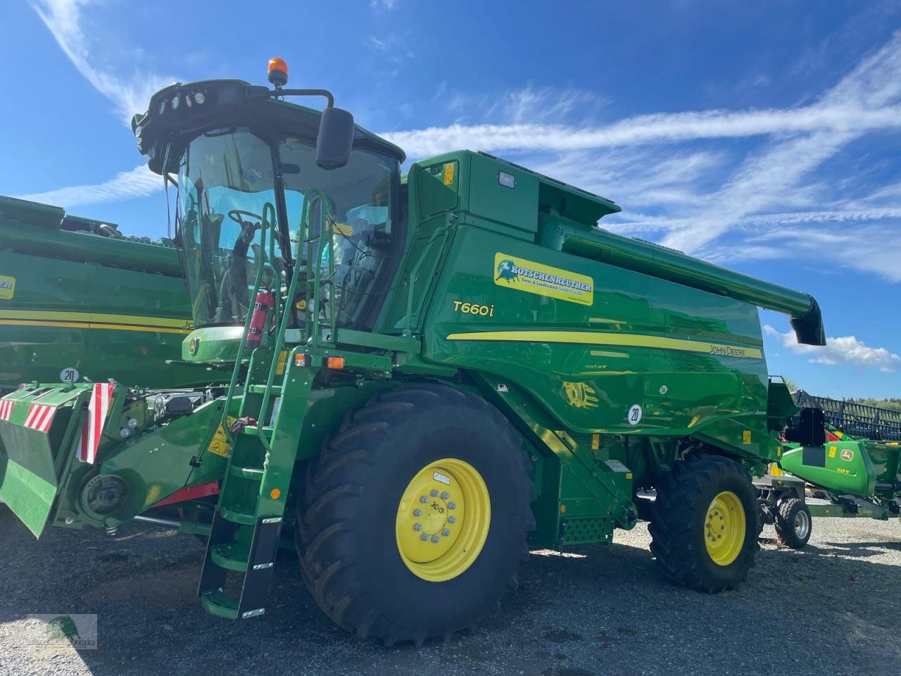 Mähdrescher of the type John Deere T660, Neumaschine in Münchberg (Picture 1)