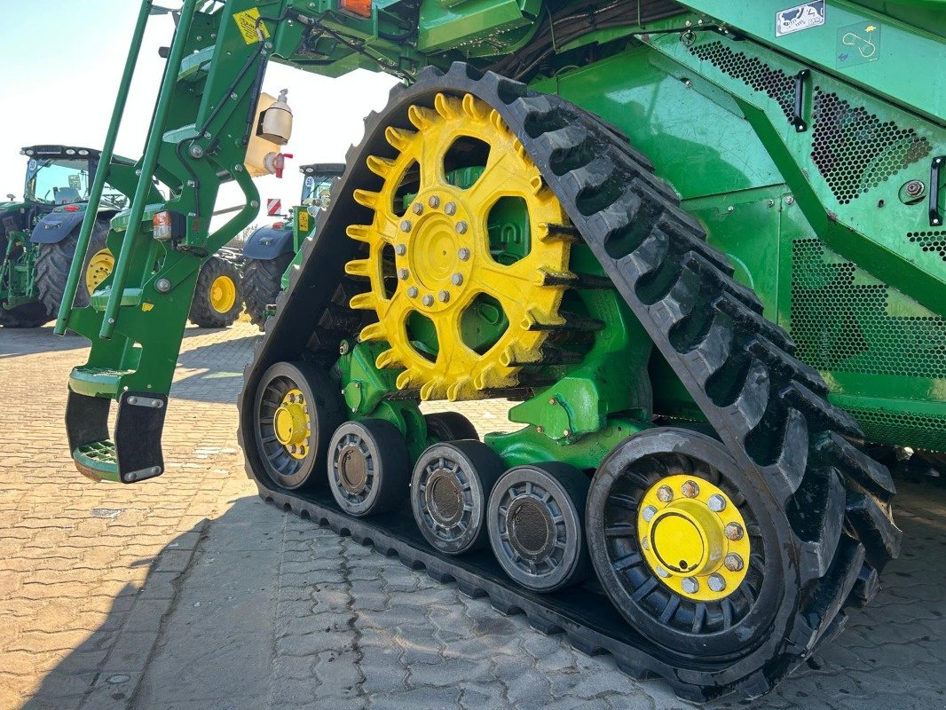 Mähdrescher от тип John Deere T660, Gebrauchtmaschine в Sittensen (Снимка 12)